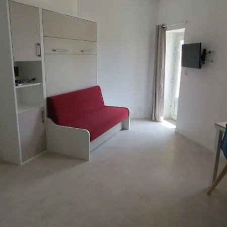 Domaine De Christin Studios-hotel Aparthotel Junas